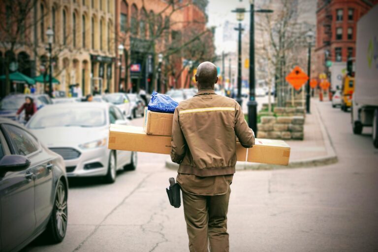 How did couriers perform in peak Ecommerce season 2024?